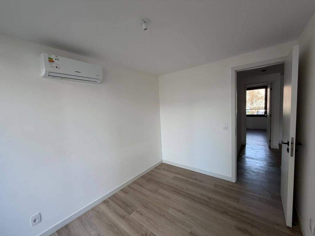 Alquiler apartamento 2 dormitorios a estrenar en Cordón Sur.