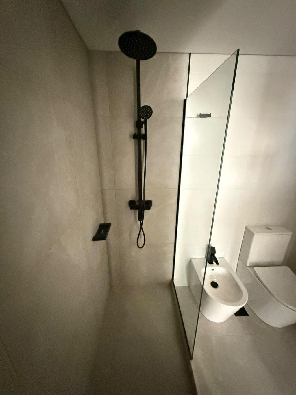 Alquiler apartamento 2 dormitorios a estrenar en Cordón Sur.