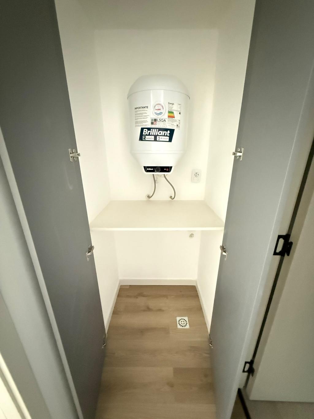 Alquiler apartamento 2 dormitorios a estrenar en Cordón Sur.