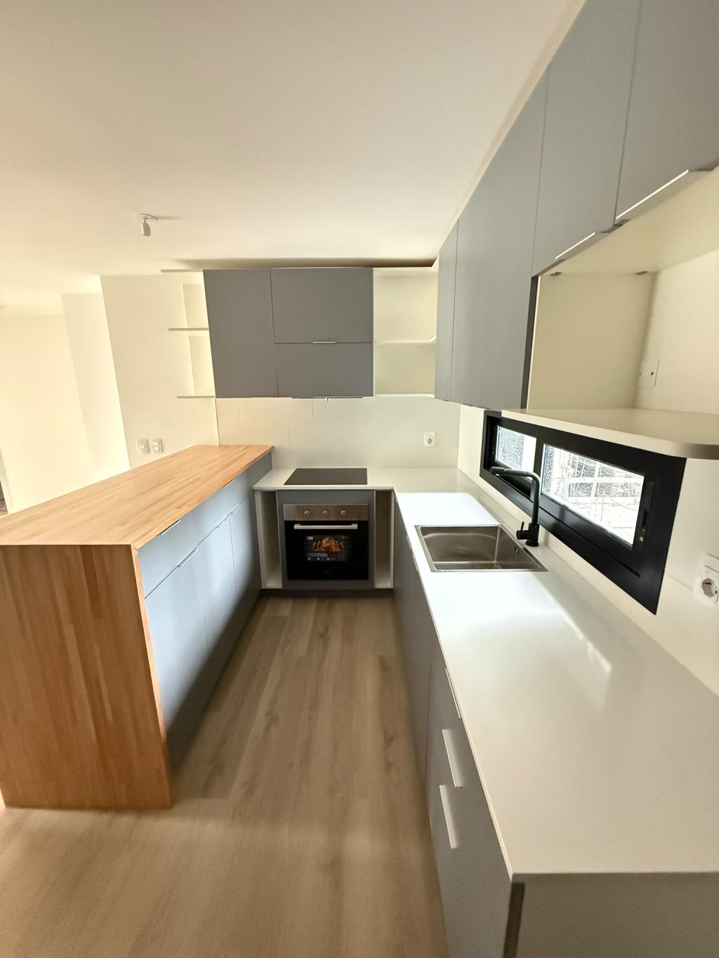 Alquiler apartamento 2 dormitorios a estrenar en Cordón Sur.