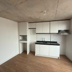 Alquiler apartamento monoambiente con terraza y parrillero porpio. Estrená en Cordón Sur.