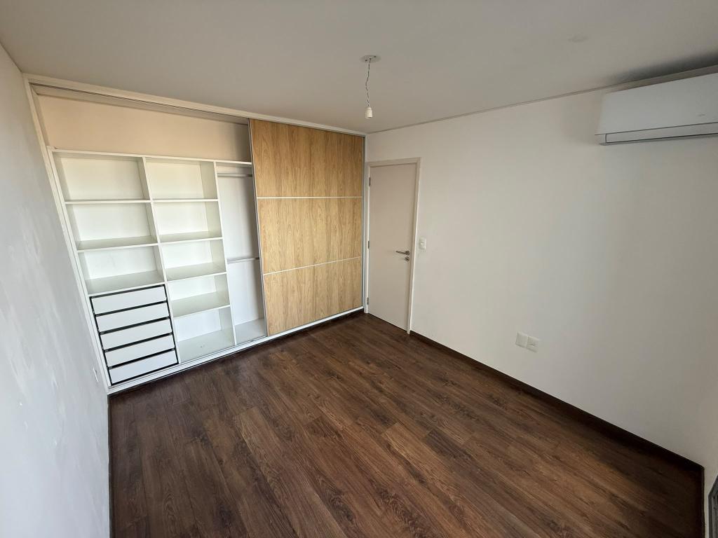 Alquiler apartamento 2 dormitorios y garage en cordón sur.