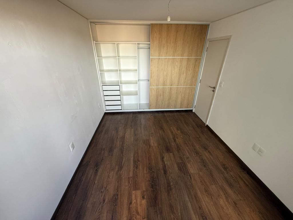 Alquiler apartamento 2 dormitorios y garage en cordón sur.