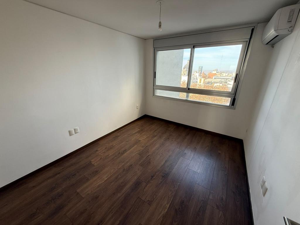 Alquiler apartamento 2 dormitorios y garage en cordón sur.