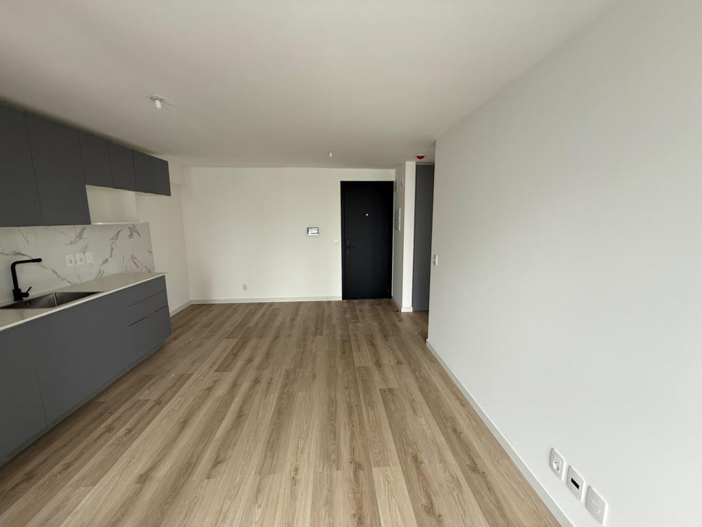 Alquiler apartamento 1 domitorio a estrenar en Cordón Sur.