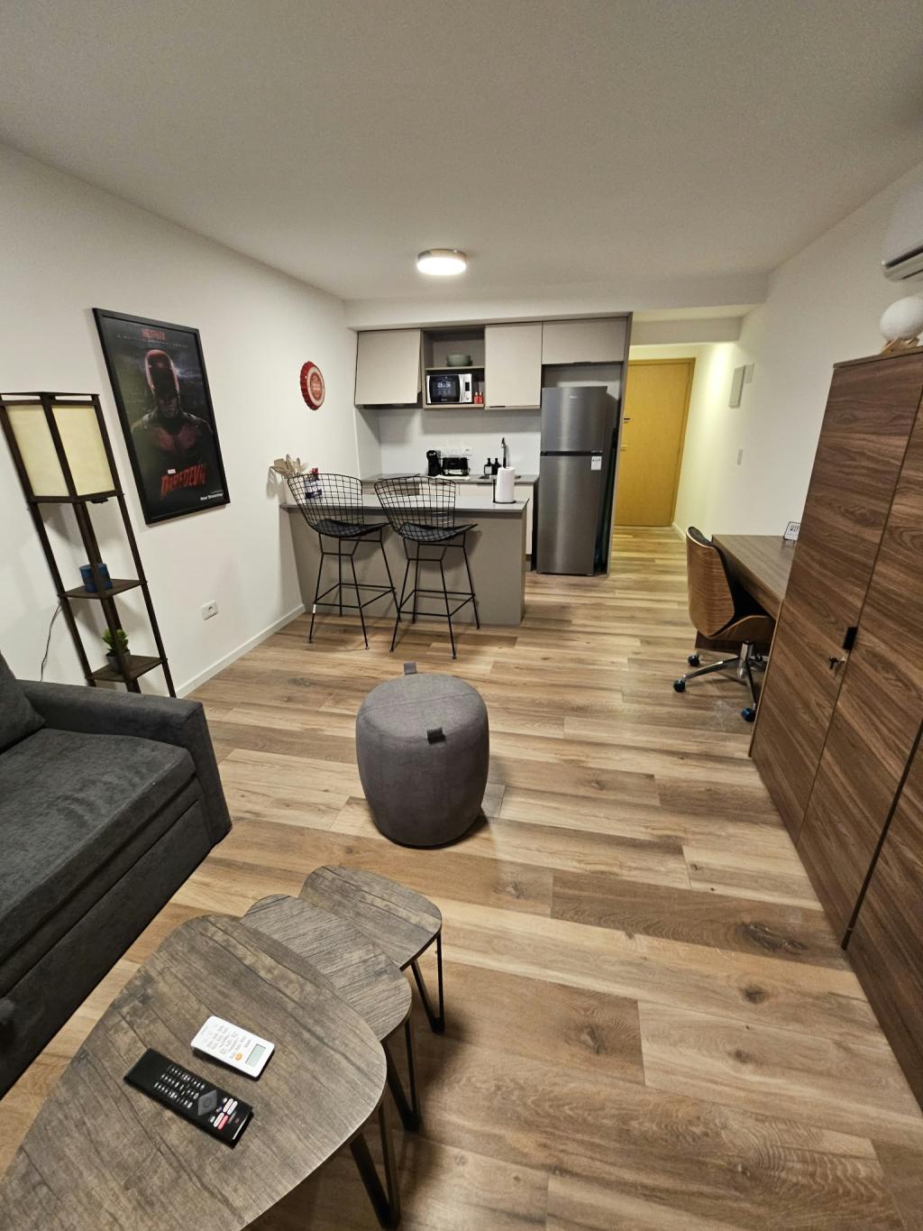 Venta monoambiente con renta. Totalmente equipado en Cordón Design.