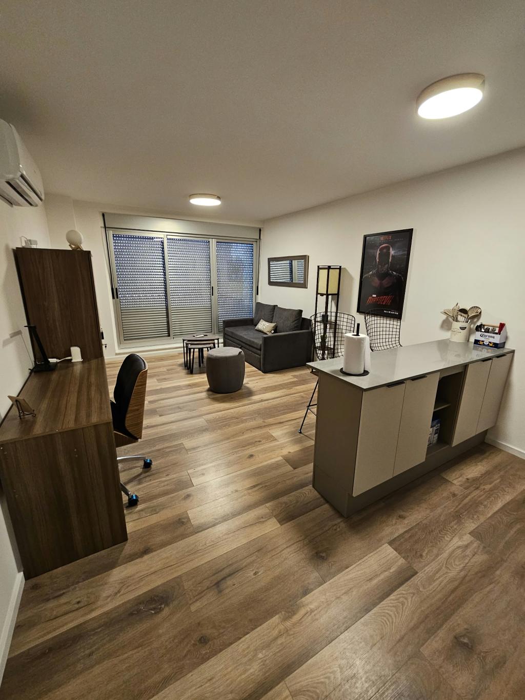 Venta monoambiente con renta. Totalmente equipado en Cordón Design.