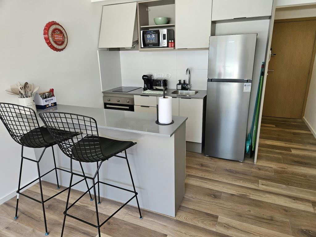Venta monoambiente con renta. Totalmente equipado en Cordón Design.