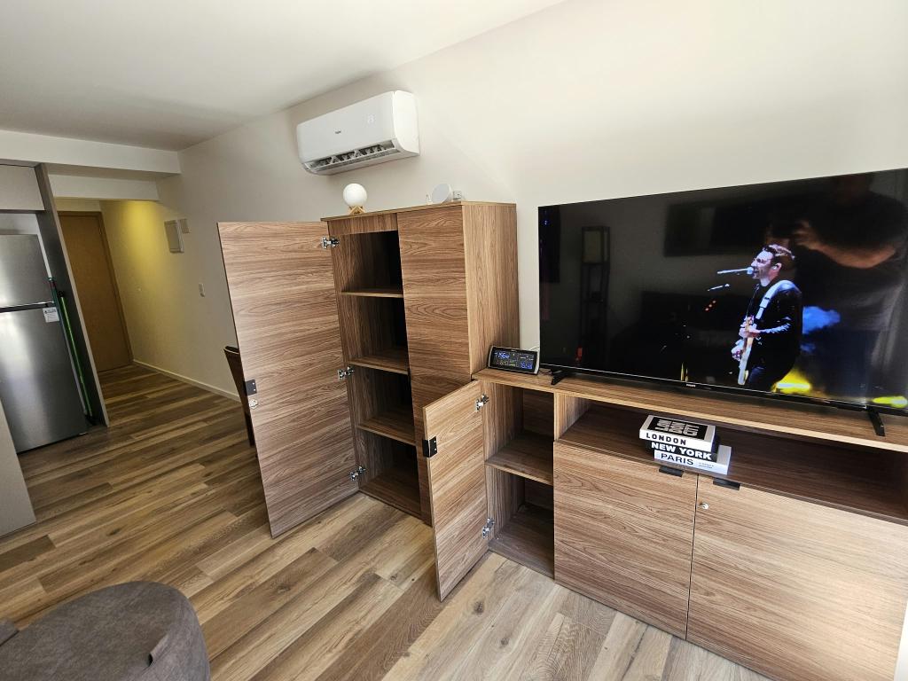 Venta monoambiente con renta. Totalmente equipado en Cordón Design.