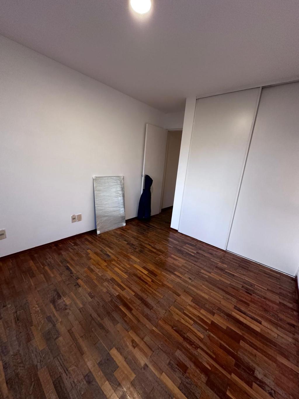 Alquiler apartamento 1 dormitorio en Punta Carretas. Piso 5 al frente.