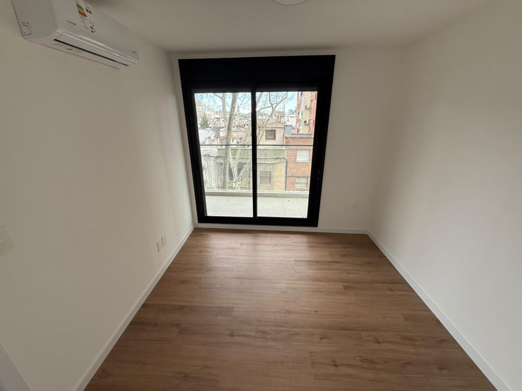 Alquiler apartamento a estrenar en Cordón Sur