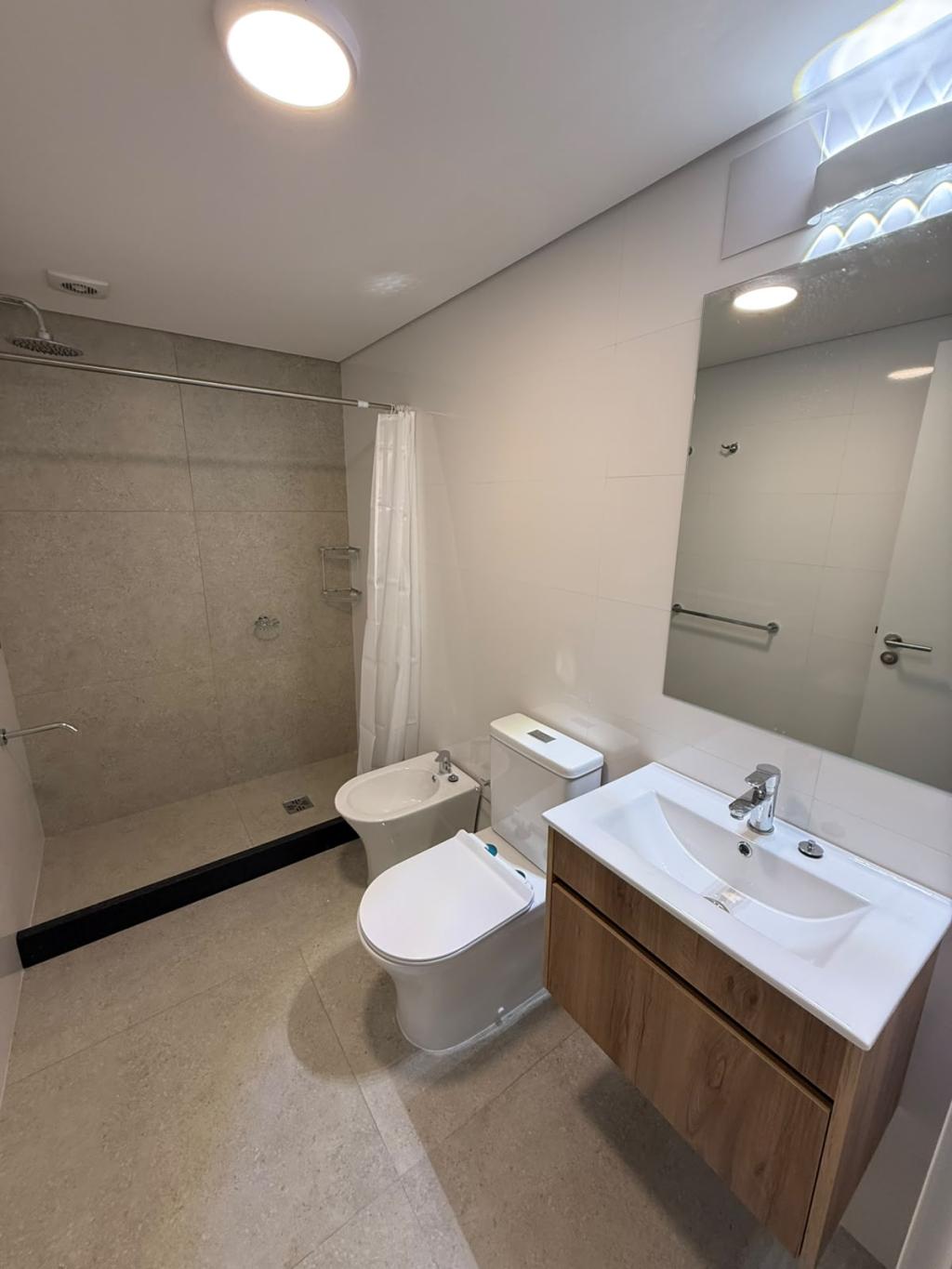 Alquiler apartamento a estrenar en Cordón Sur