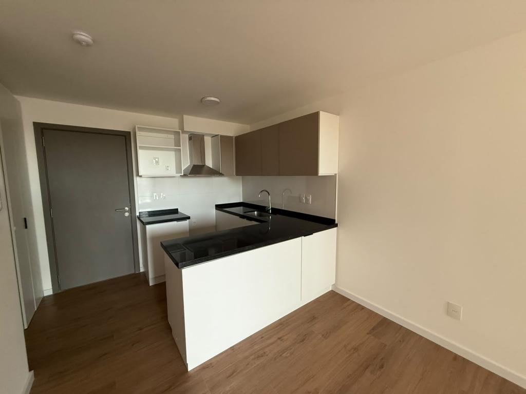 Alquiler apartamento a estrenar en Cordón Sur