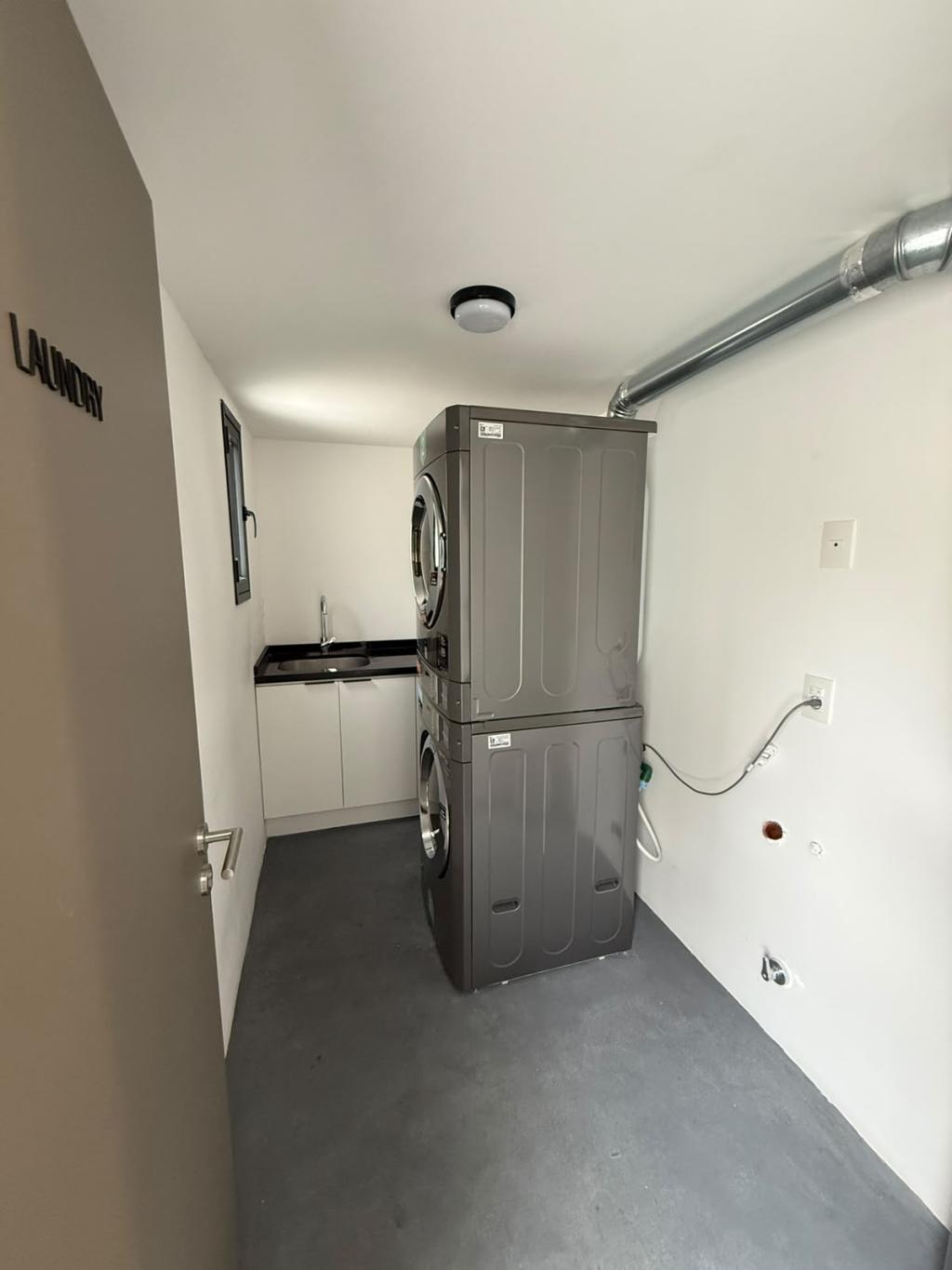 Alquiler apartamento a estrenar en Cordón Sur
