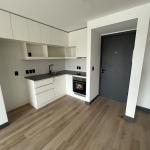 Alquiler apartamento 1 dormitorio en piso alto y garage. Cordón.