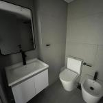 Alquiler apartamento 1 dormitorio en piso alto y garage. Cordón.