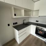 Alquiler apartamento 1 dormitorio en piso alto y garage. Cordón.