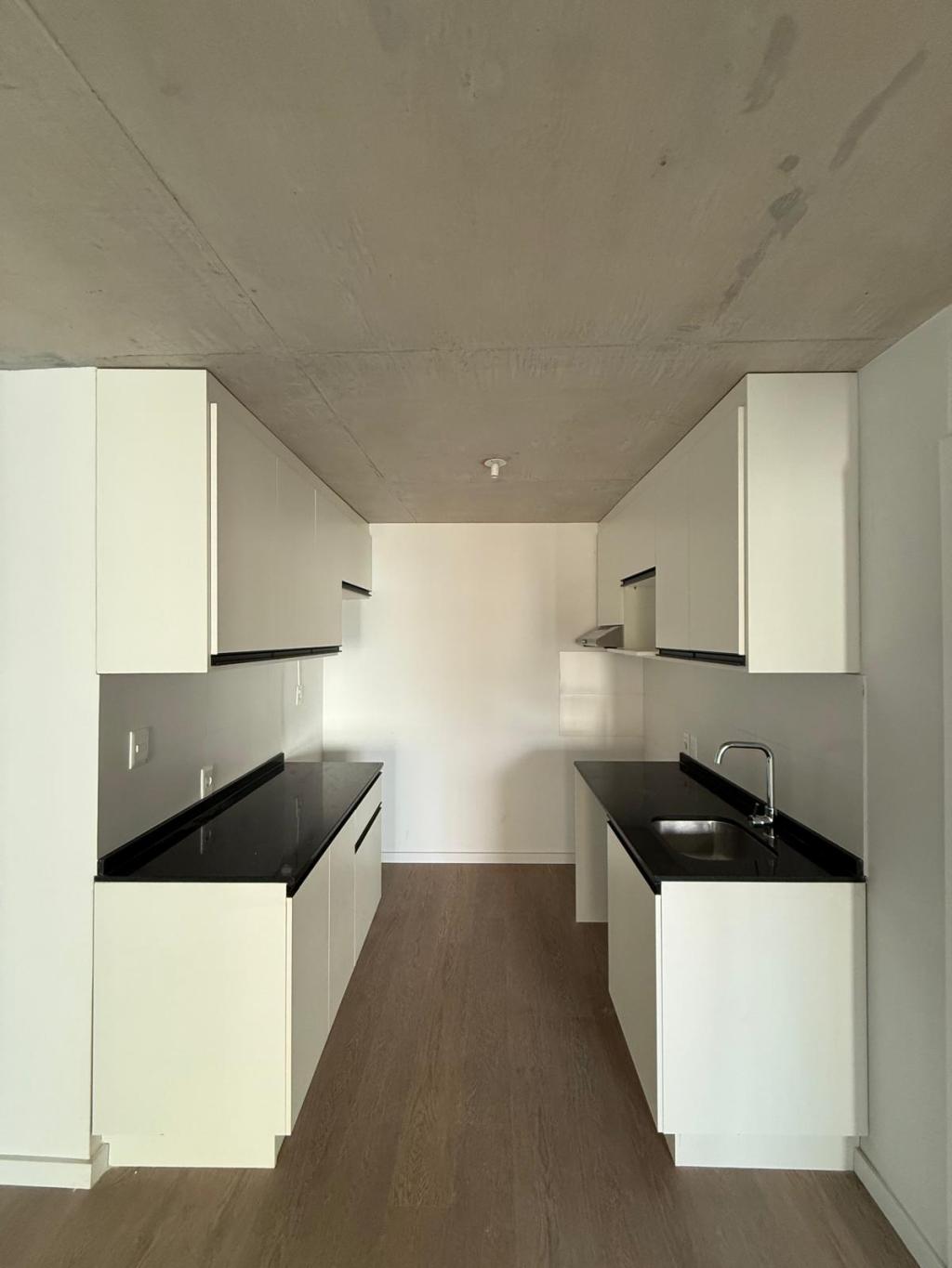 Alquiler apartamento 1 dormitorio a estrenar en Cordón Sur. Garage opcional.