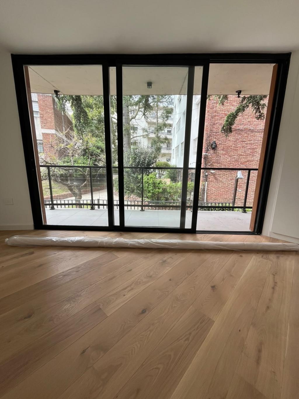 Venta apartamento 1 dormitorio con parrillero en Parque Rodó.