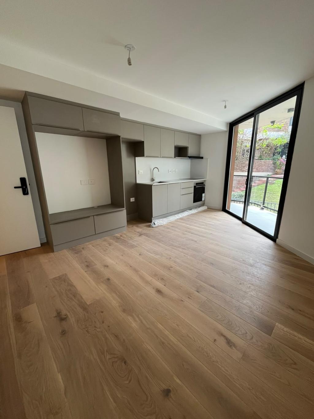 Venta apartamento 1 dormitorio con parrillero en Parque Rodó.