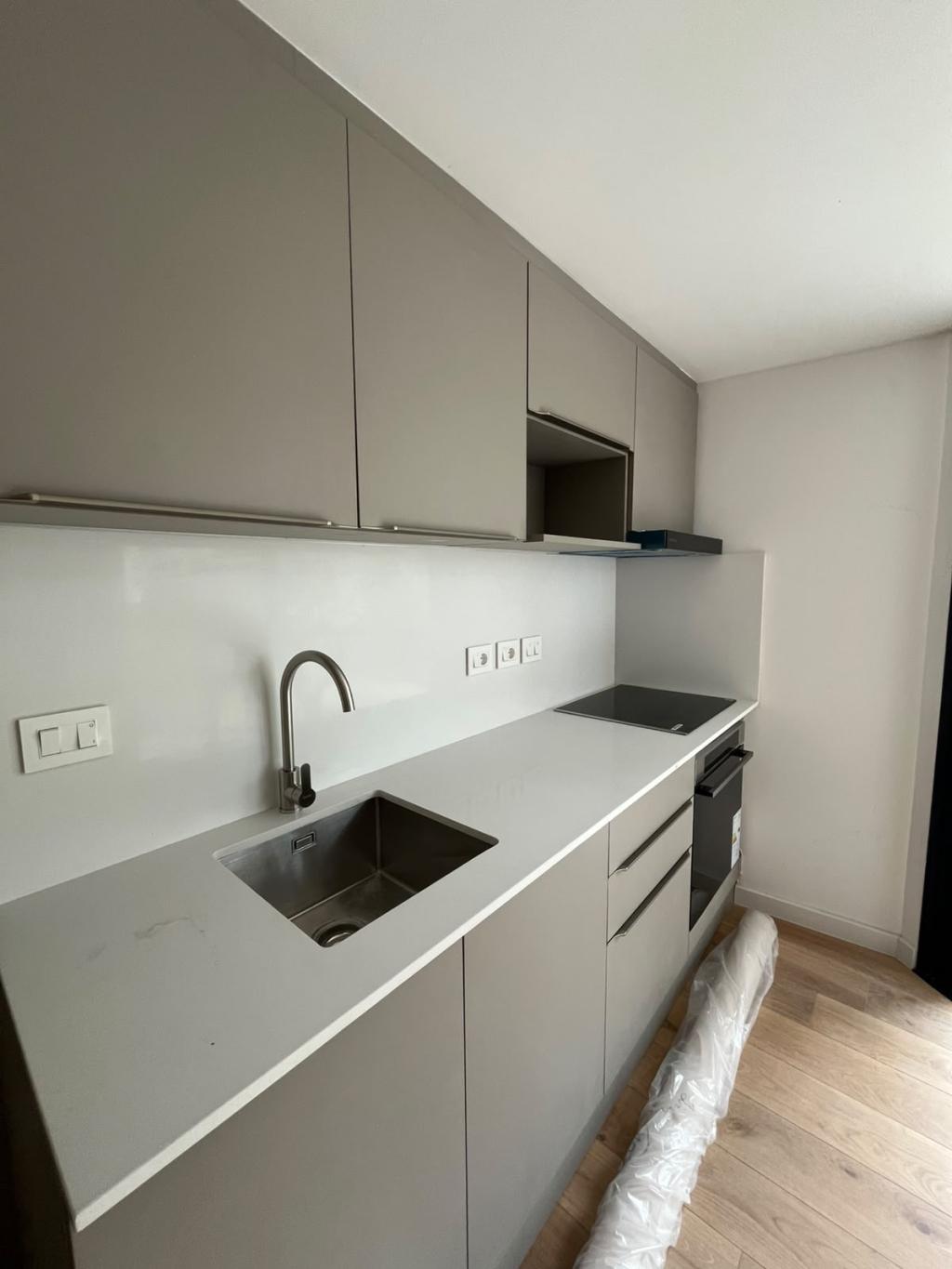 Venta apartamento 1 dormitorio con parrillero en Parque Rodó.