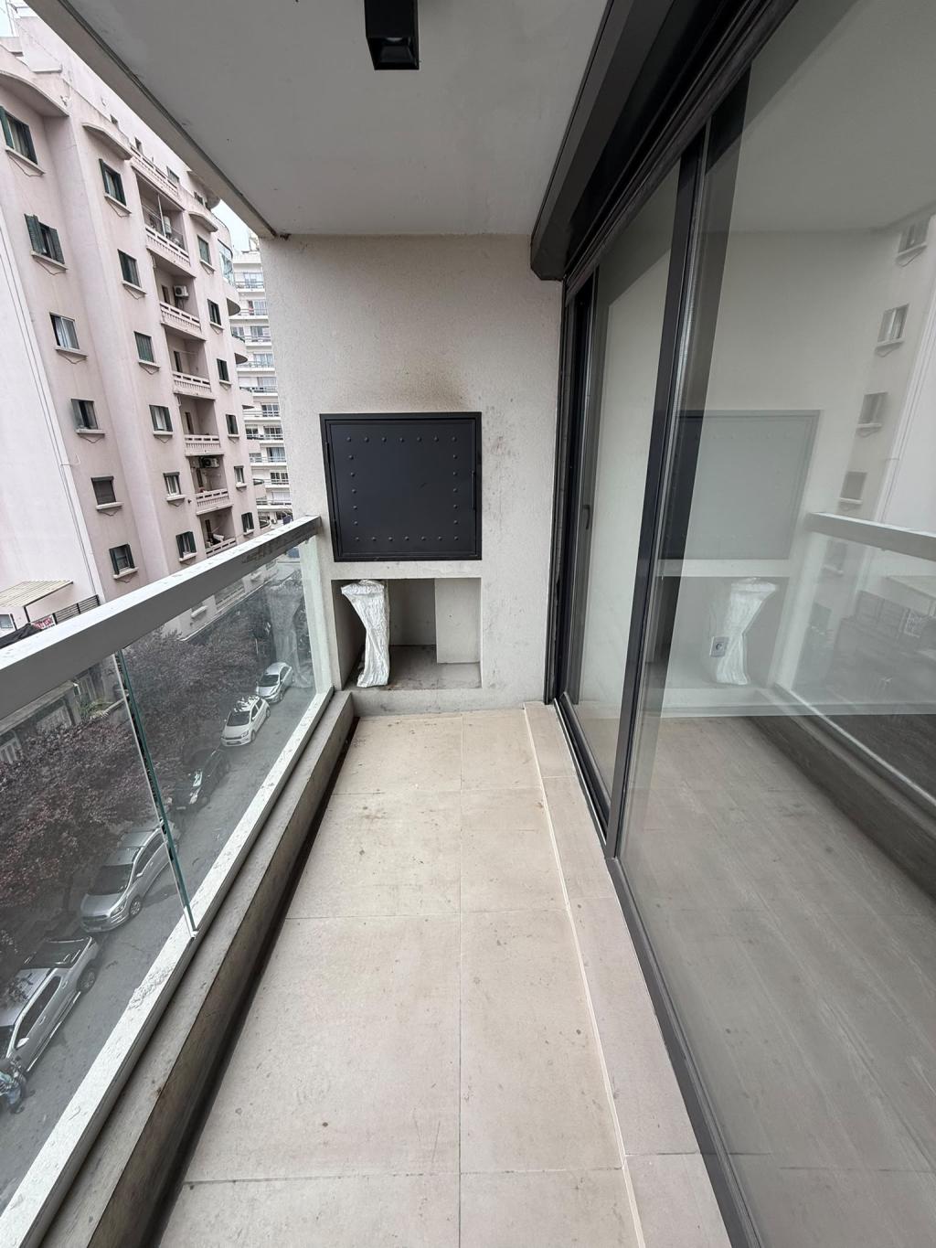 Alquiler apartamento 1 domitorio con parrillero propio.