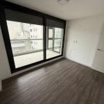 ALQUILER APARTAMENTO CON PARRILLERO PROPIO EN TRES CRUCES - piso 6 al frente.