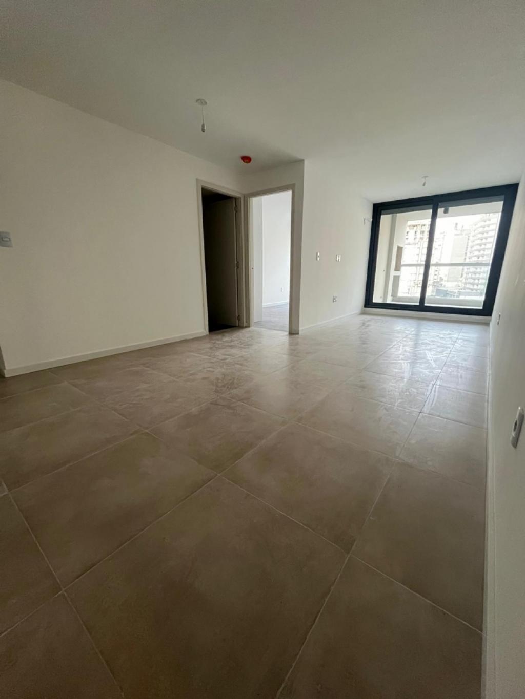ALQUILER APARTAMENTO 1 DORMITORIO EN TRES CRUCES CON PARRILLERO PROPIO