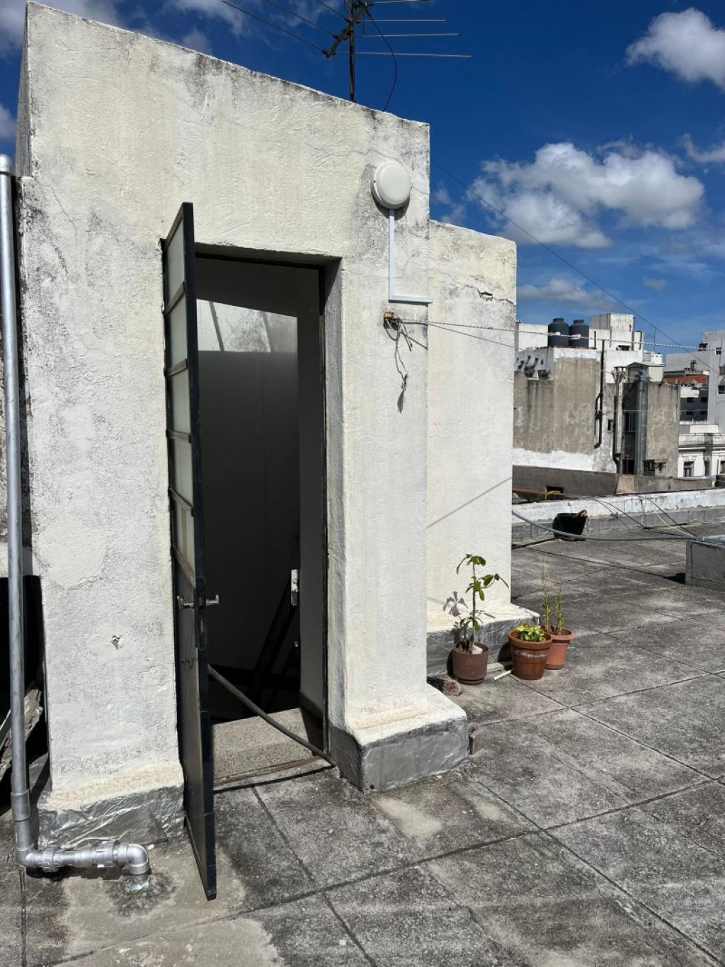 VENTA APARTAMENTO 1 DORMITORIO EN CIUDAD VIEJA - CON RENTA