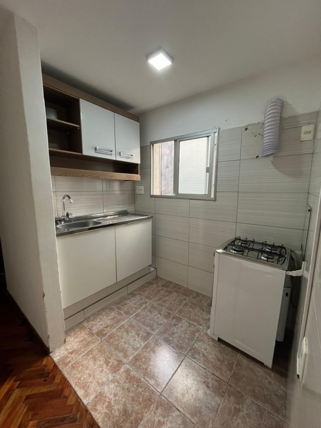 VENTA APARTAMENTO 1 DORMITORIO EN CIUDAD VIEJA - CON RENTA