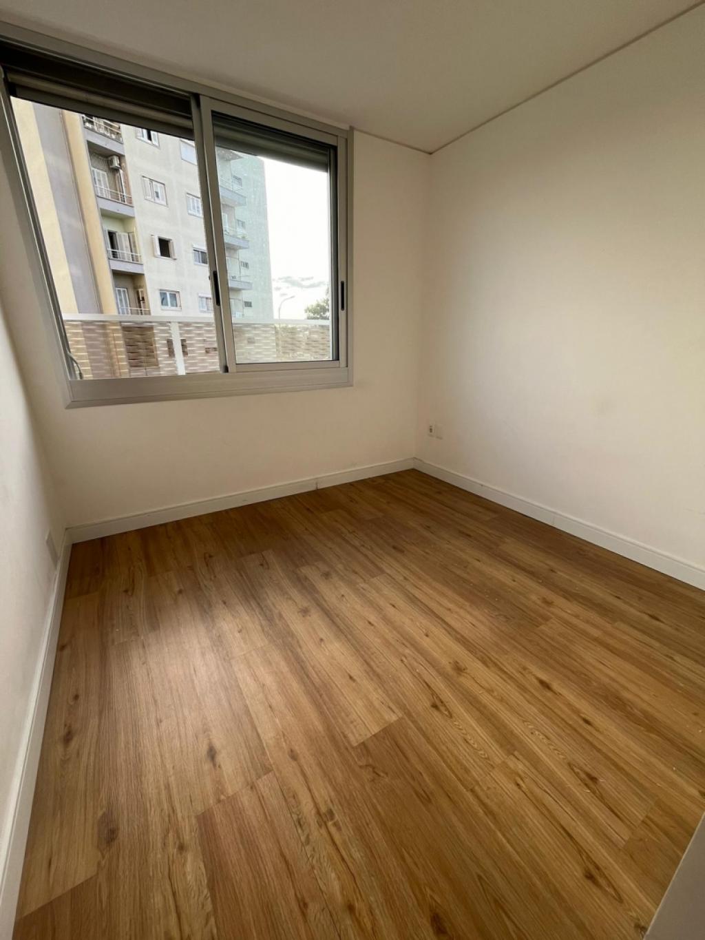 VENTA DE APARTAMENTO DE 1 DORMITORIO EN PISO 2 DE DISTRITO M MALVIN - CON RENTA