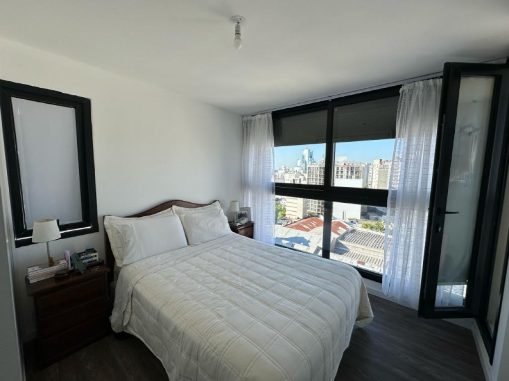 Venta apartamento 3 dormitorios, parrillero y garaje en Tres Cruces - CON RENTA 