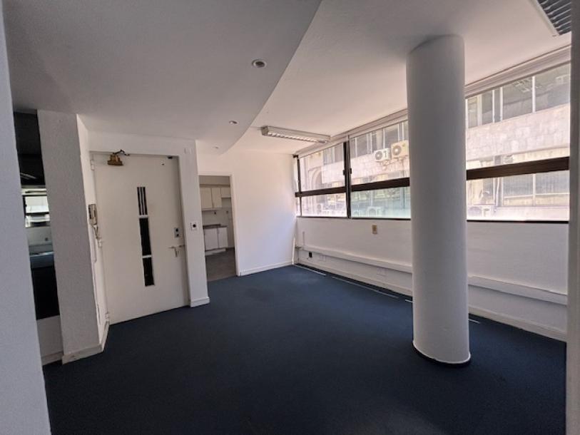 MISIONES Y 25 DE MAYO - PARA VIVIENDA O/Y OFICINA 141m2-1