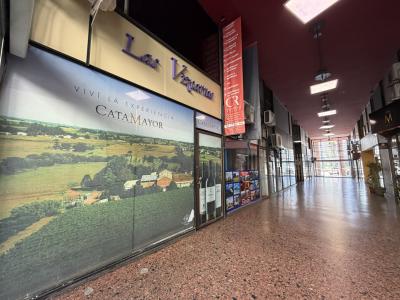 DIRI SARANDI Y BACACAY - GALERIA CIUDADELA 53m2 EN 2 PLANTAS