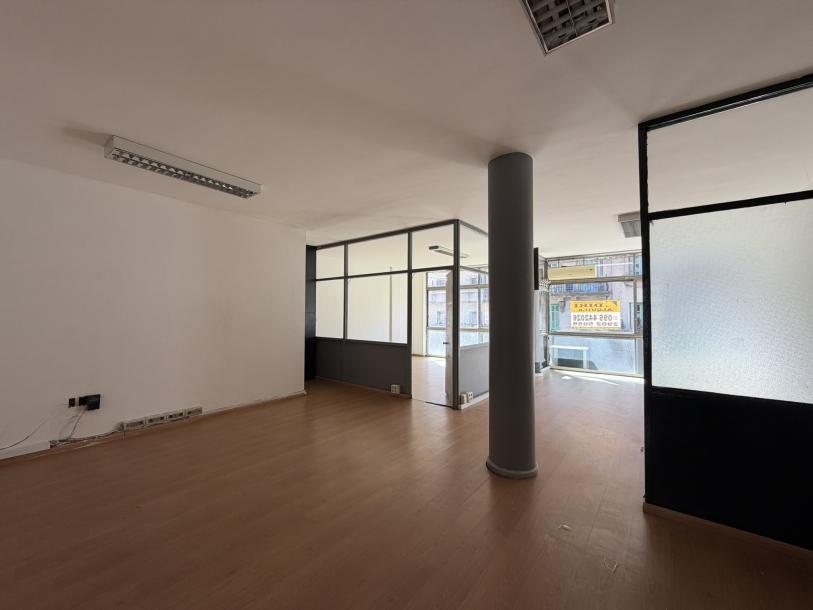 COLONIA Y CONVENCION - 70m2 - SOLO OFICINA-2