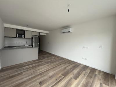 JACKSON Y CONSTITUYENTE  - MONOAMBIENTE - AMENITIES