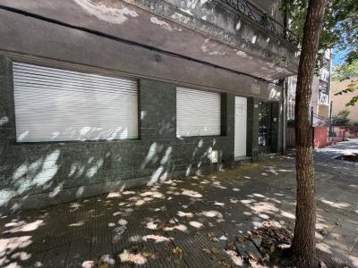 JUAN PAULLIER Y RODO - CASA AL FRENTE 2 DORM C/PATIO