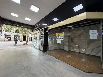 18 Y J. HERRERA Y OBES GALERIA CRISTAL 8m2