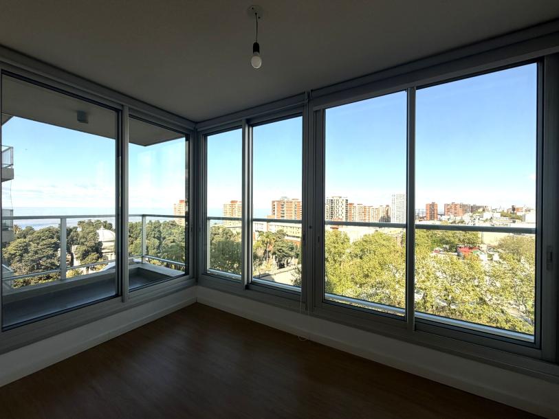 GONZALO RAMIREZ Y EJIDO - IMPECABLE - PISO ALTO - IMPONENTE VISTA-3