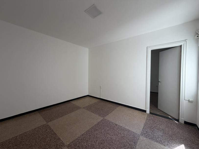 FRANCISCO LLAMBÍ PROX AV. RIVERA - 1 DORM - POR ESCALERA-3