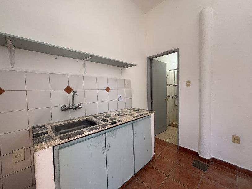 VAZQUEZ SAGASTUME Y FRATERNIDAD - 1 DORM - TRASPASO-2