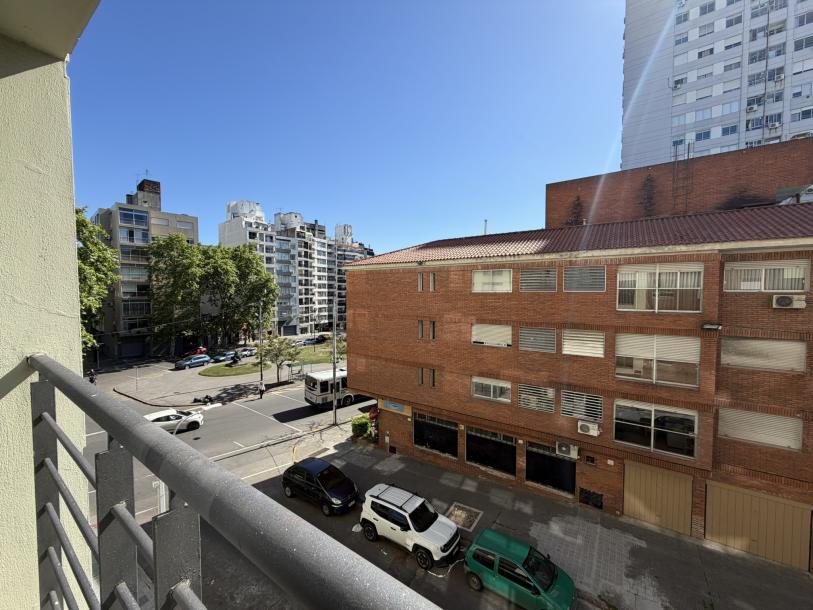 AV. BRASIL Y ARAUCHO - 1 DORM C/GGE - MUY LUMINOSO-3
