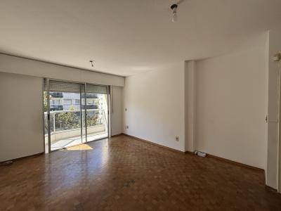 FRANZINI Y SARMIENTO - 1 DORM C/POSIBILIDAD DE GGE PARA MOTO