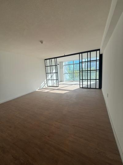 RIO  NEGRO Y 18 A ESTRENAR FRENTE A PLAZA OPCION GARAGE