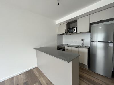 JACKSON Y CONSTITUYENTE  - MONOAMBIENTE - AMENITIES