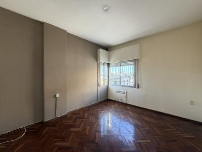 VENEZUELA Y AV. DEL LIBERTADOR -  A PASOS DEL PALACIO LEGISLATIVO - 2 DORM