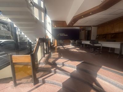 RIO BRANCO Y COLONIA - MUY BUEN LOCAL ESQUINA 300m2 EN 3 PLANTAS