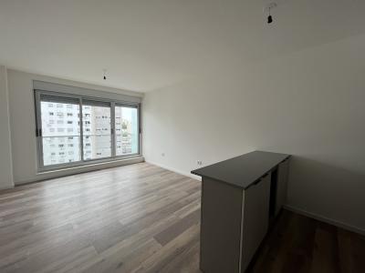 JACKSON Y CONSTITUYENTE  - MONOAMBIENTE - AMENITIES