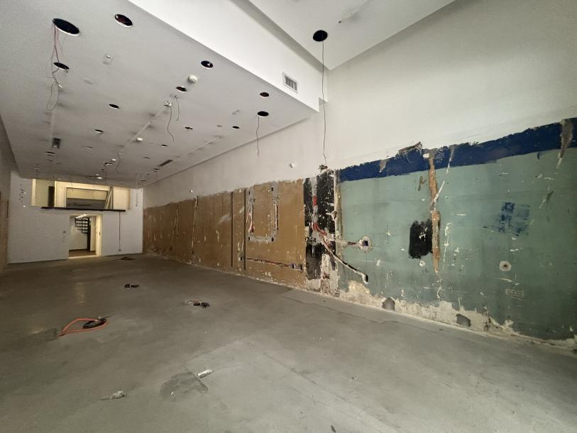 Av. 18 De Julio Y Convencion - 180m2-5