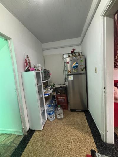 CATALAN Y JUAN PAULLIER - 2 CASAS EN UN MISMO PADRON C/RENTA